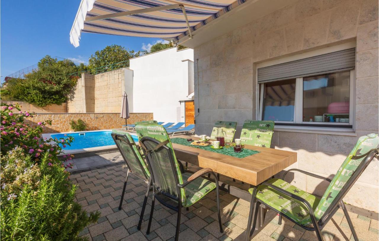 Lovely Home In Makarska With Wifi Esterno foto