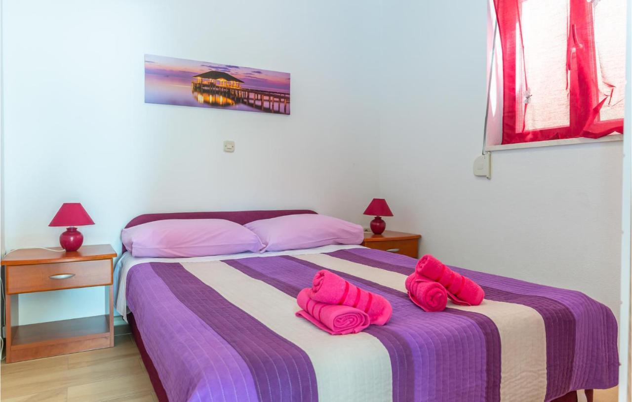 Lovely Home In Makarska With Wifi Esterno foto