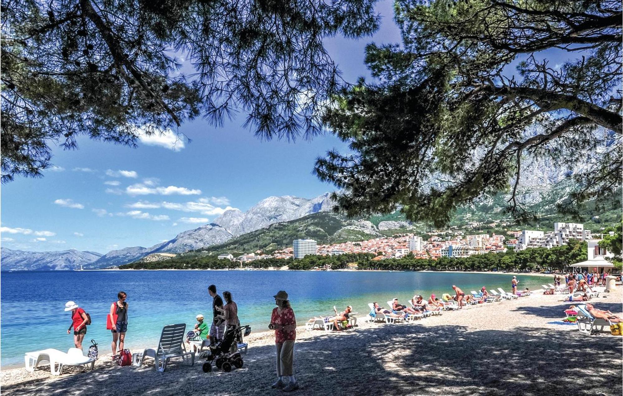 Lovely Home In Makarska With Wifi Esterno foto